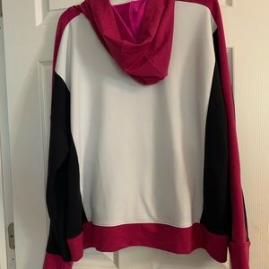 NWT Under Armour ladies 2xl hoodie
